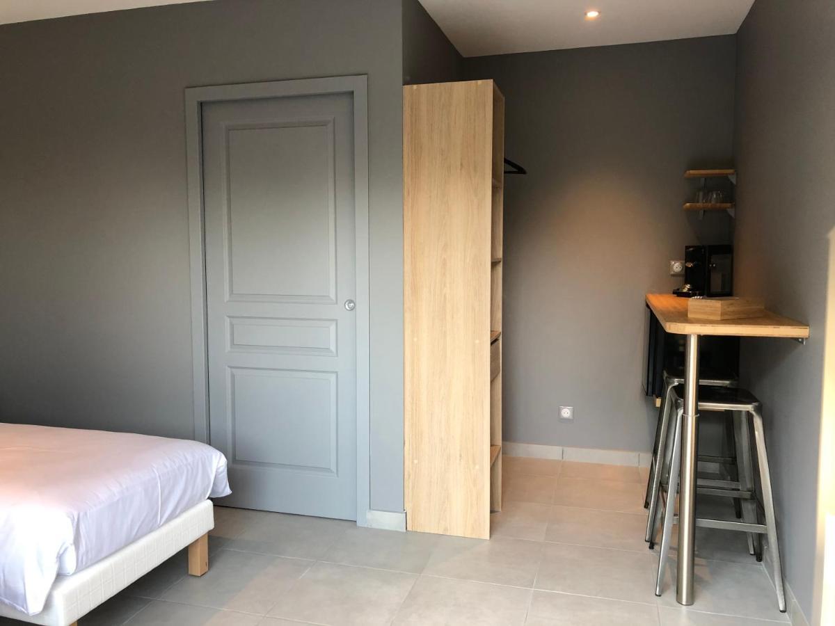 Cabane Du Circuit Le Mans Eksteriør bilde